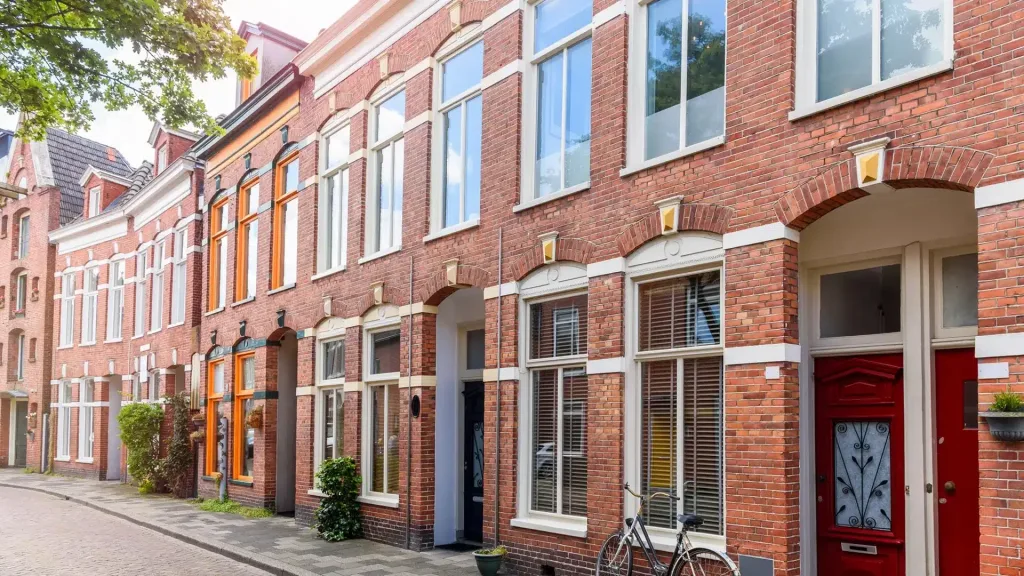 niet-zelfbewoningsclausule